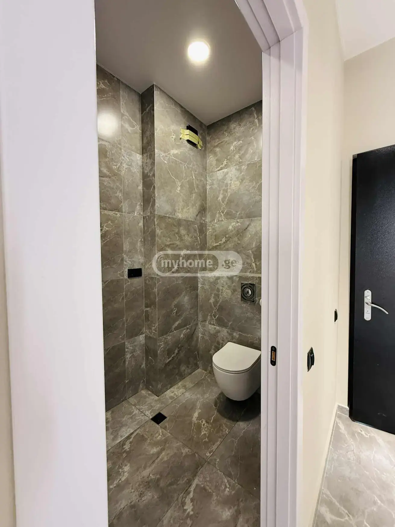 For Sale 3 Room Apartment, 7 of 11