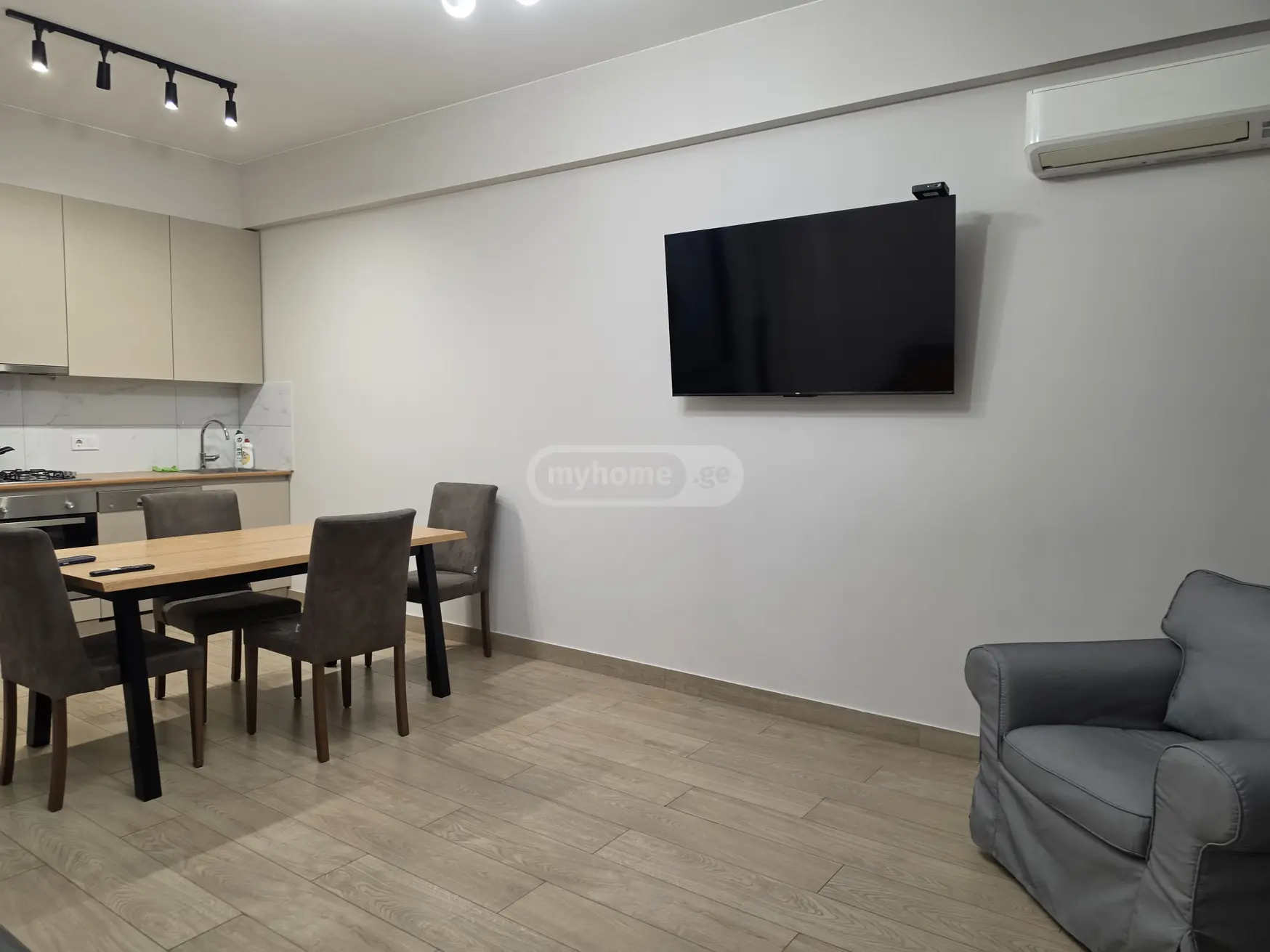 Daily Rent 3 Room Apartment, 2 of 12