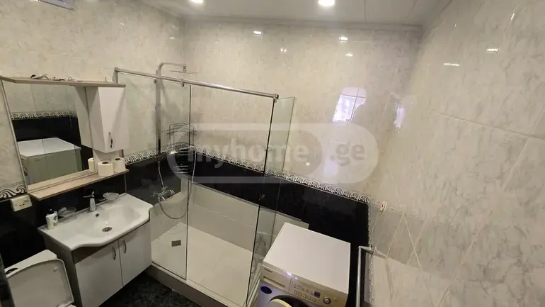 For Sale 5 Room Apartment, 6 of 10