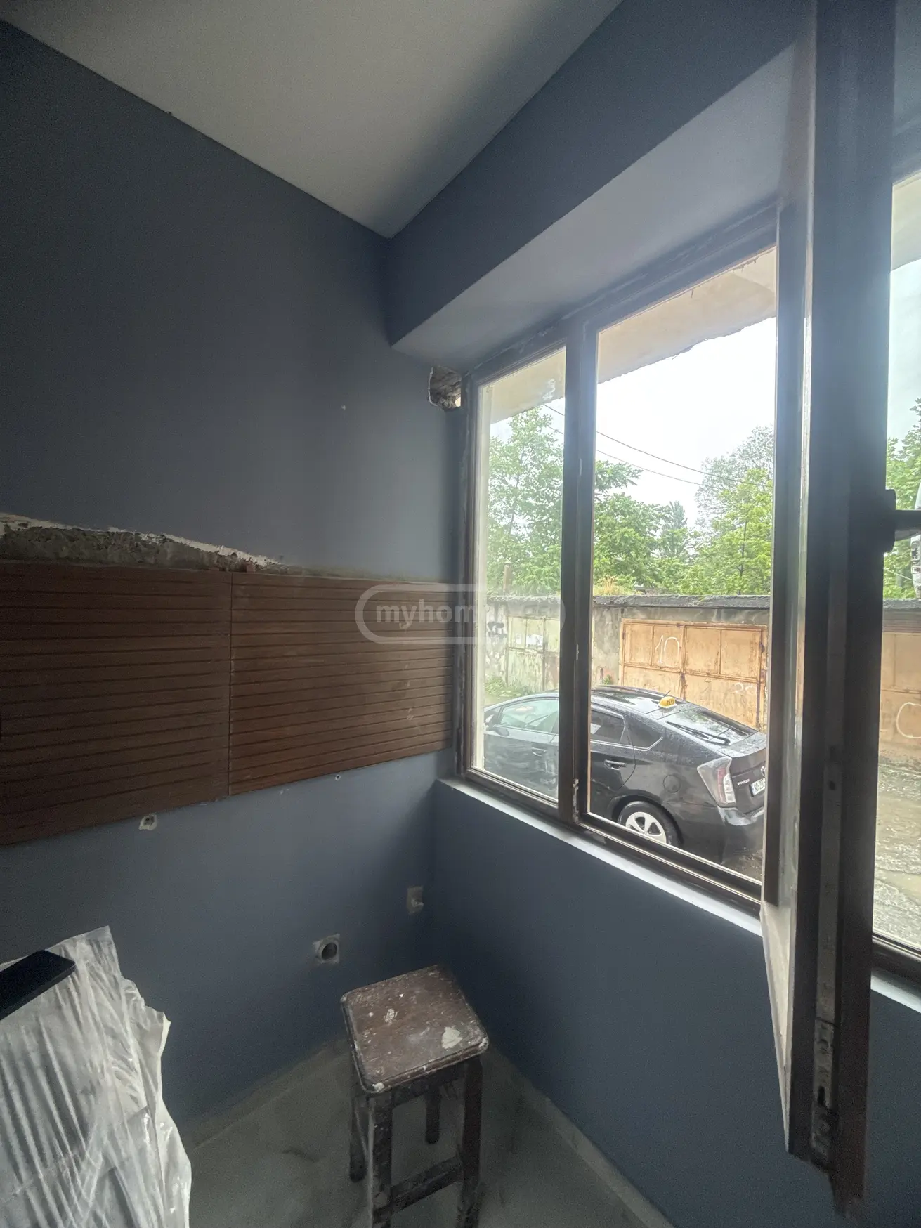 For Sale 4 Room Apartment view 4