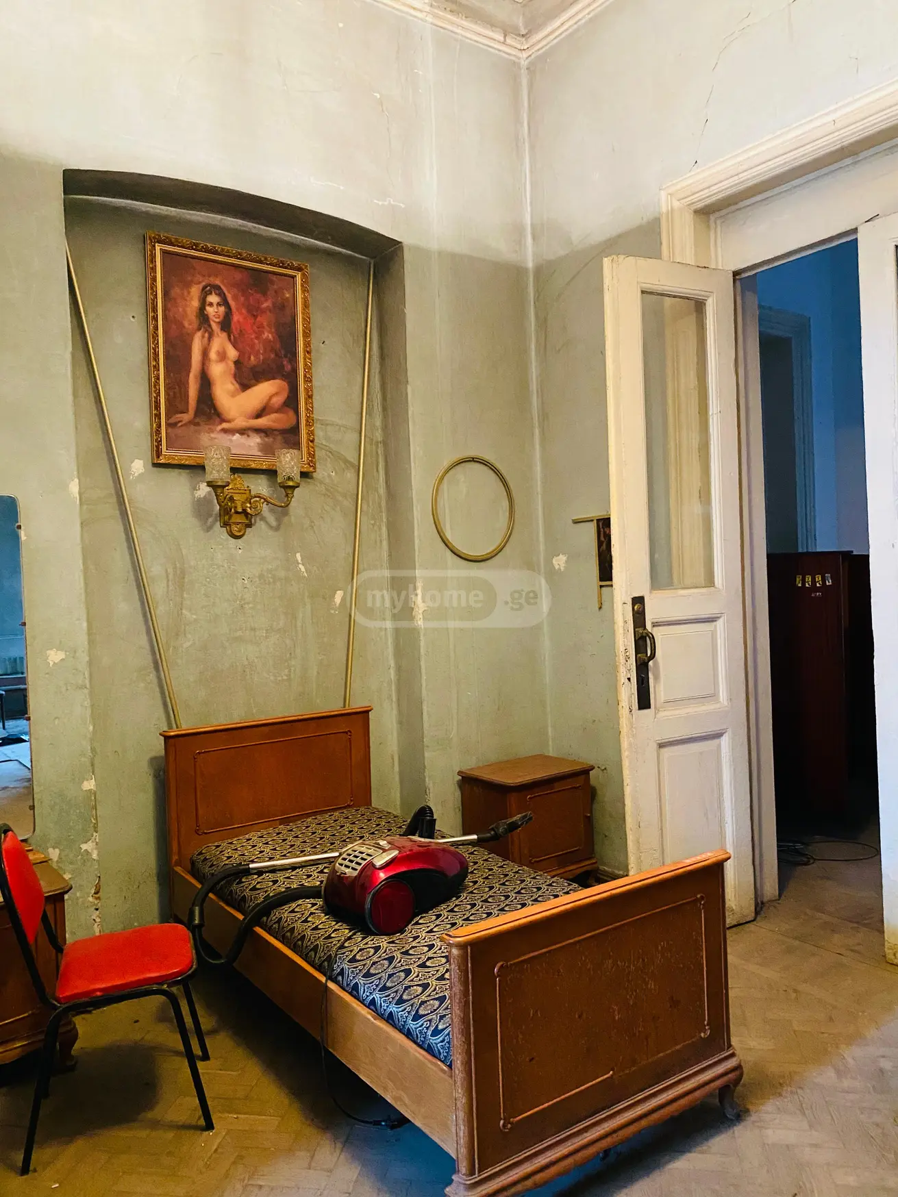 For Sale 6 Room Apartment Kutaisshi view 4
