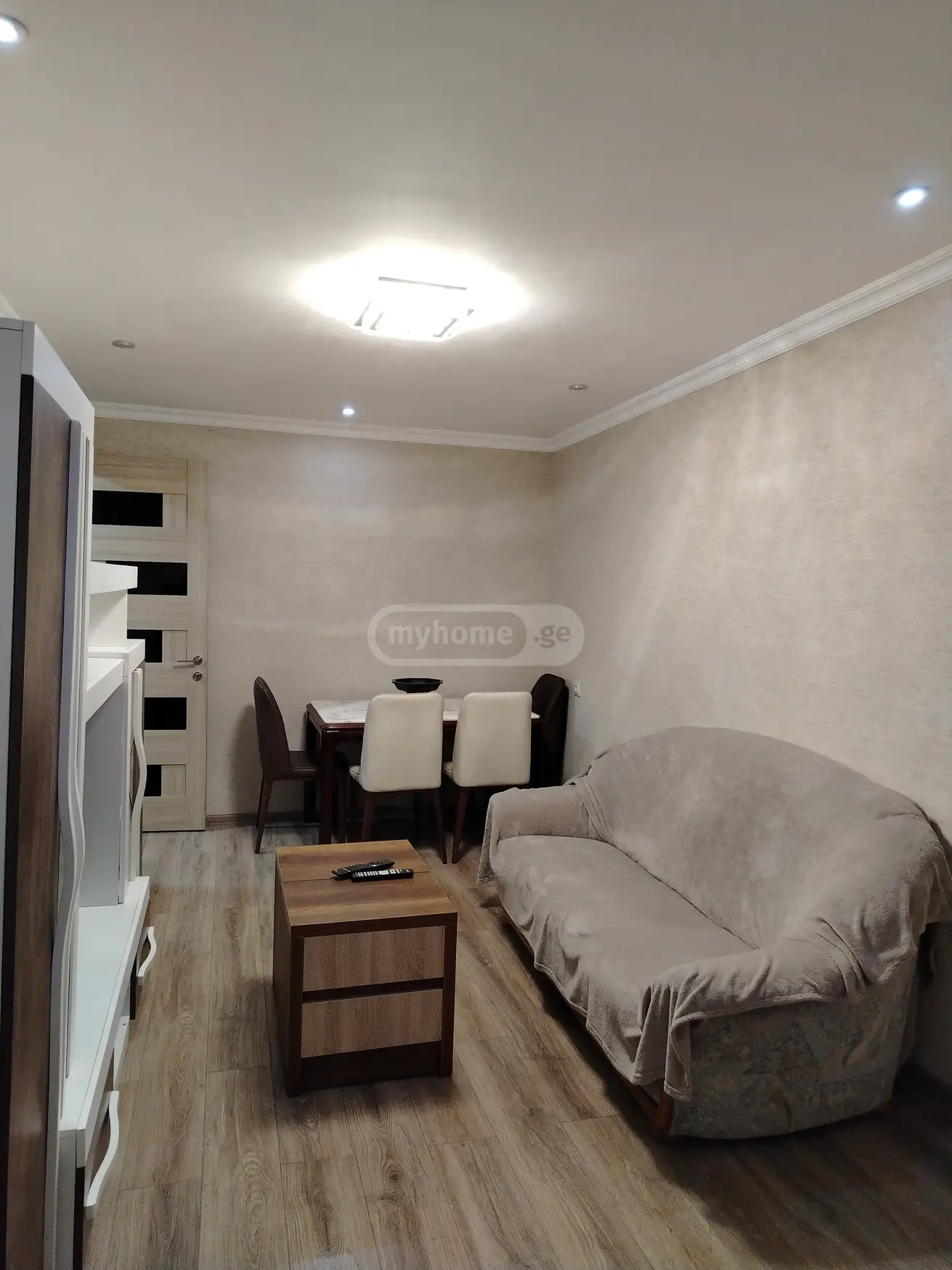 Daily Rent 2 Room Apartment Kutaisshi view 1