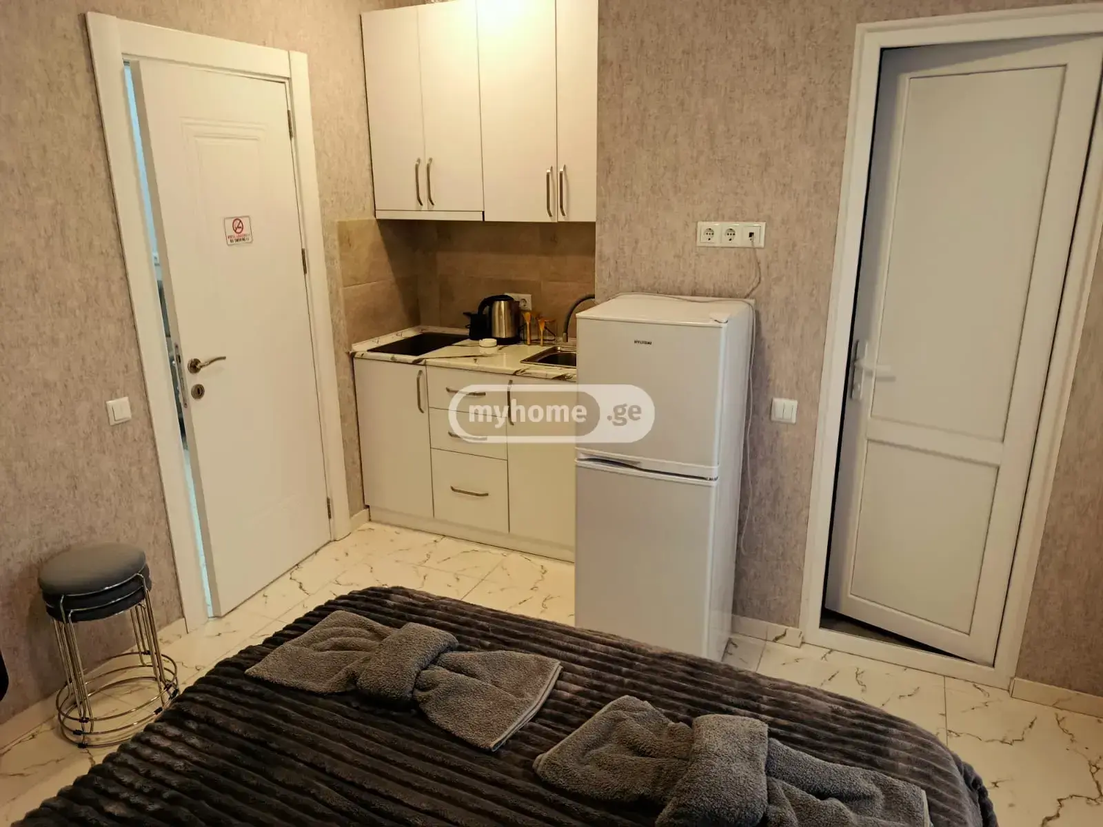 Daily Rent 1 Room Apartment Kobuletis Munitsipalitetshi view 5