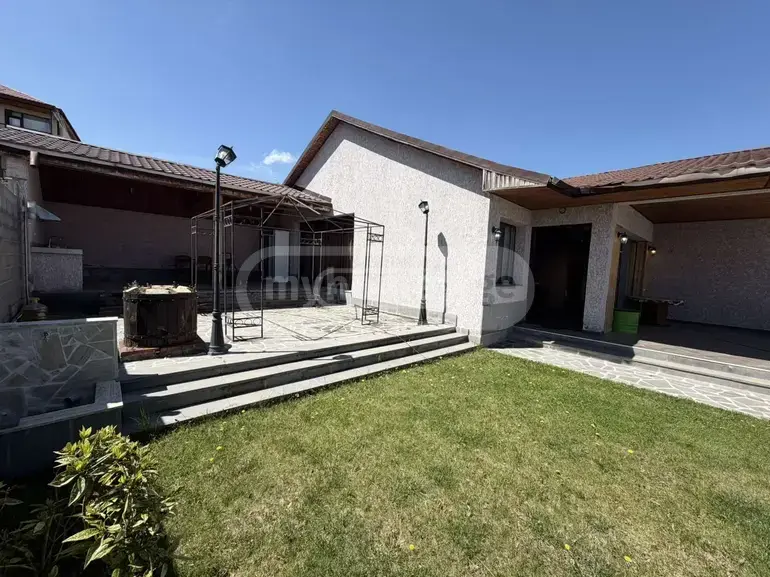 For Sale 5 Room Sastumro Betaniashi view 1