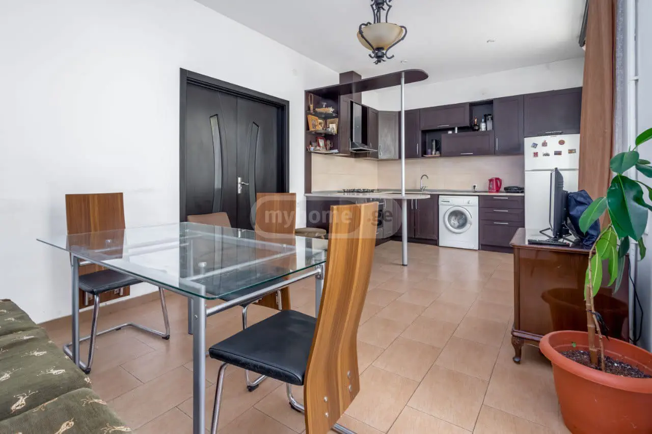 For Sale 9 Room Private House, 11 of 12