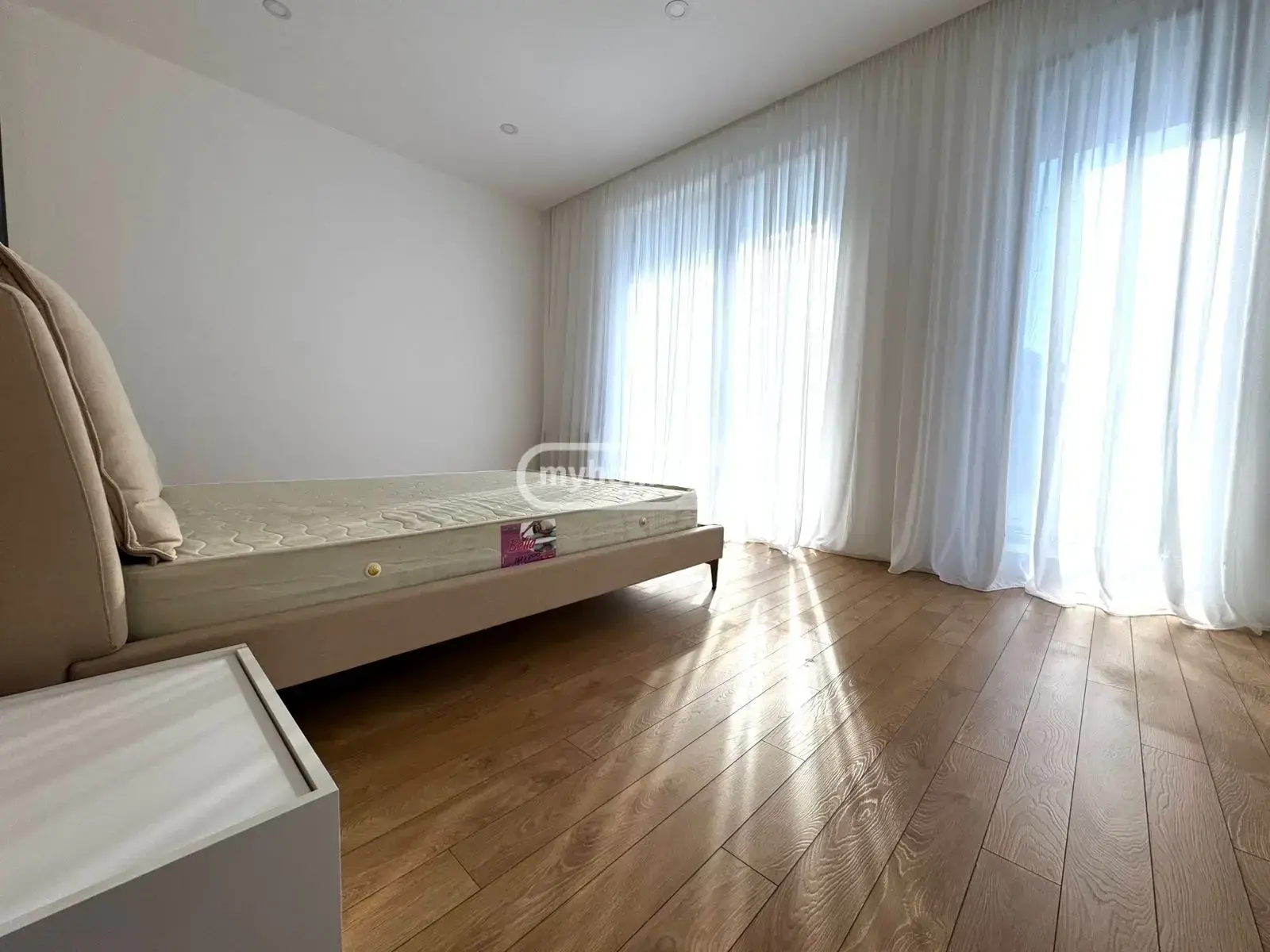 For Sale 8 Room Private House, 8 of 12