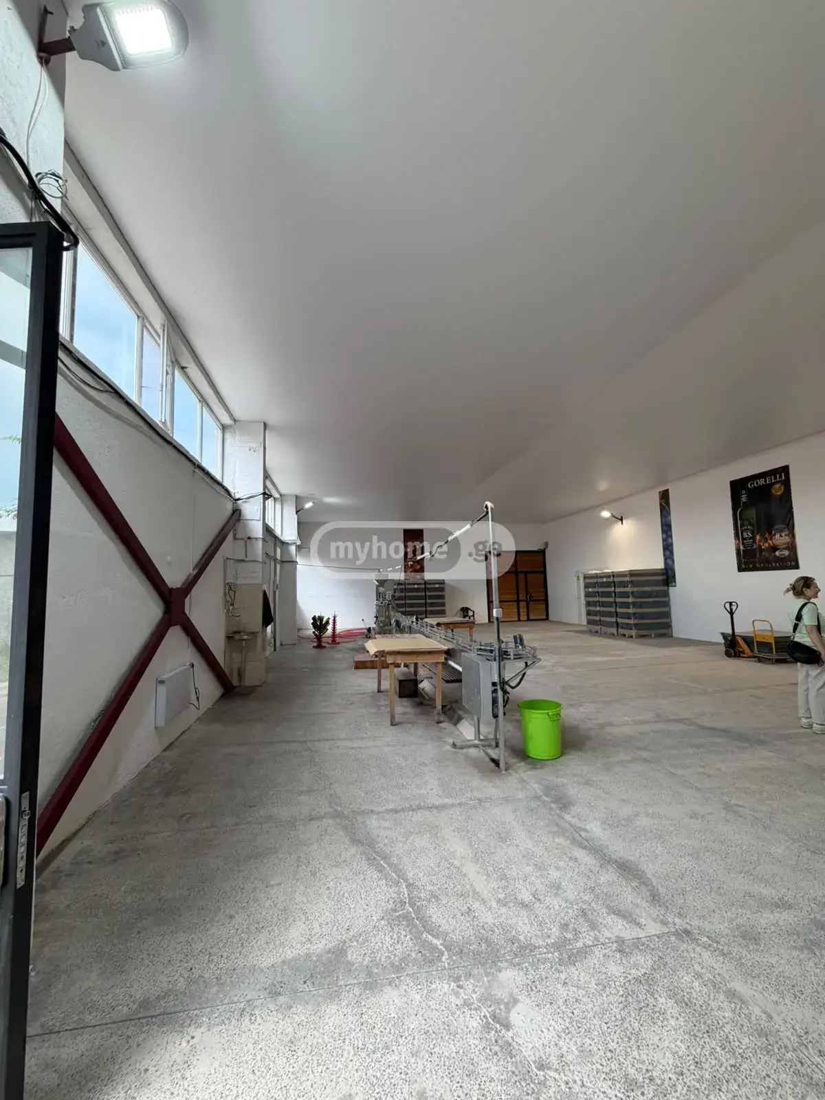 For Sale Universaluri Commercial Space Gorshi view 12