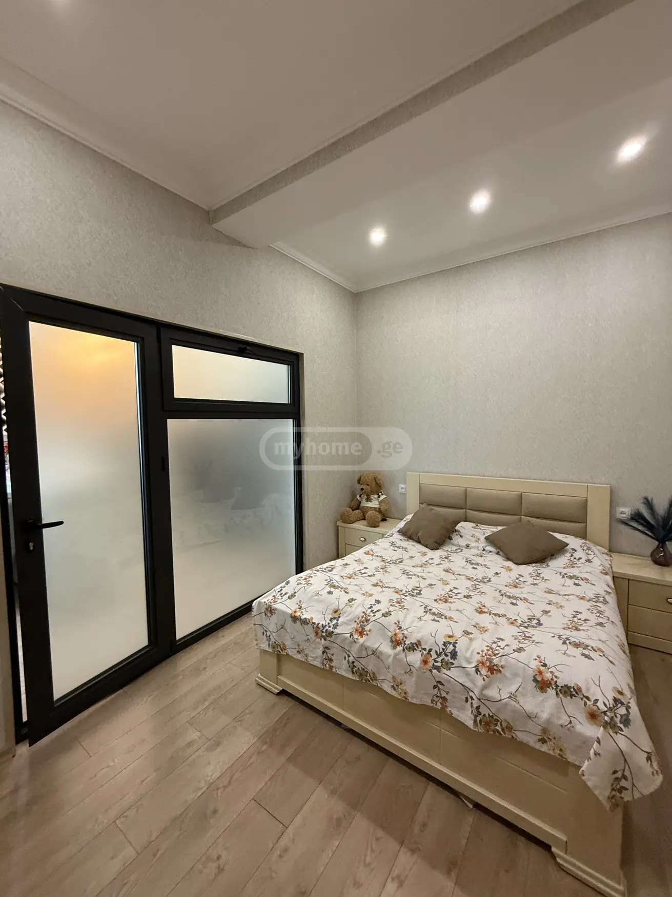 For Sale 3 Room Apartment Kutaisshi view 8