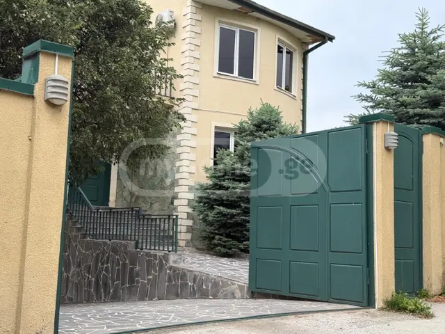 ქირავდება 6-ოთახი აგარაკი Mtskhetis Munitsipalitetshiში view 3