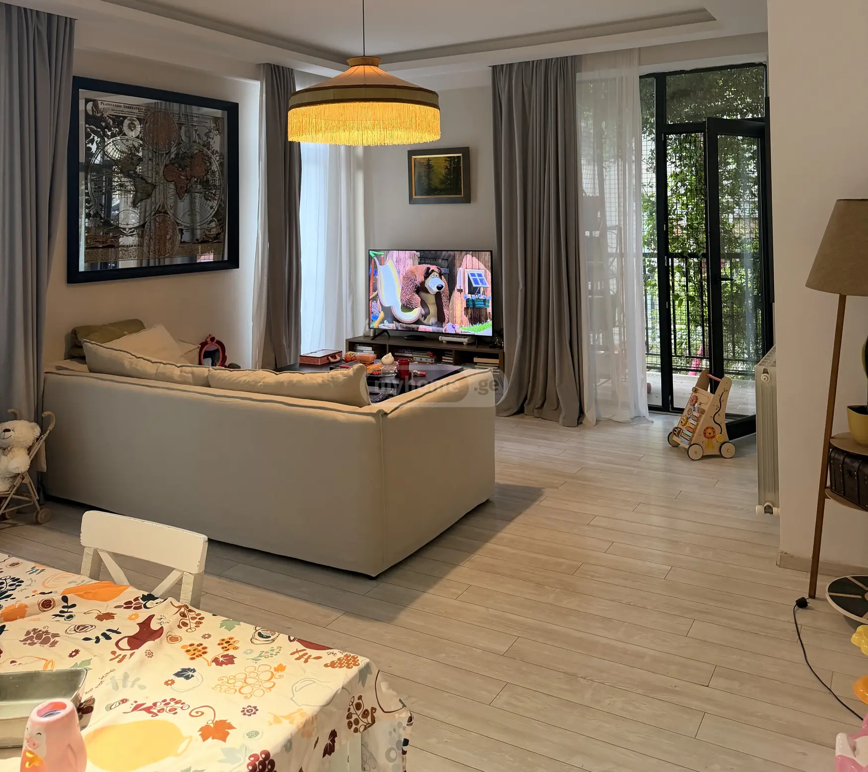 For Sale 3 Room Apartment, 1 of 12