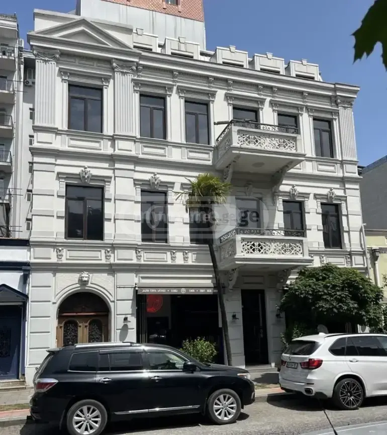 For Rent 10+ Room Sastumro In Batumi view 2