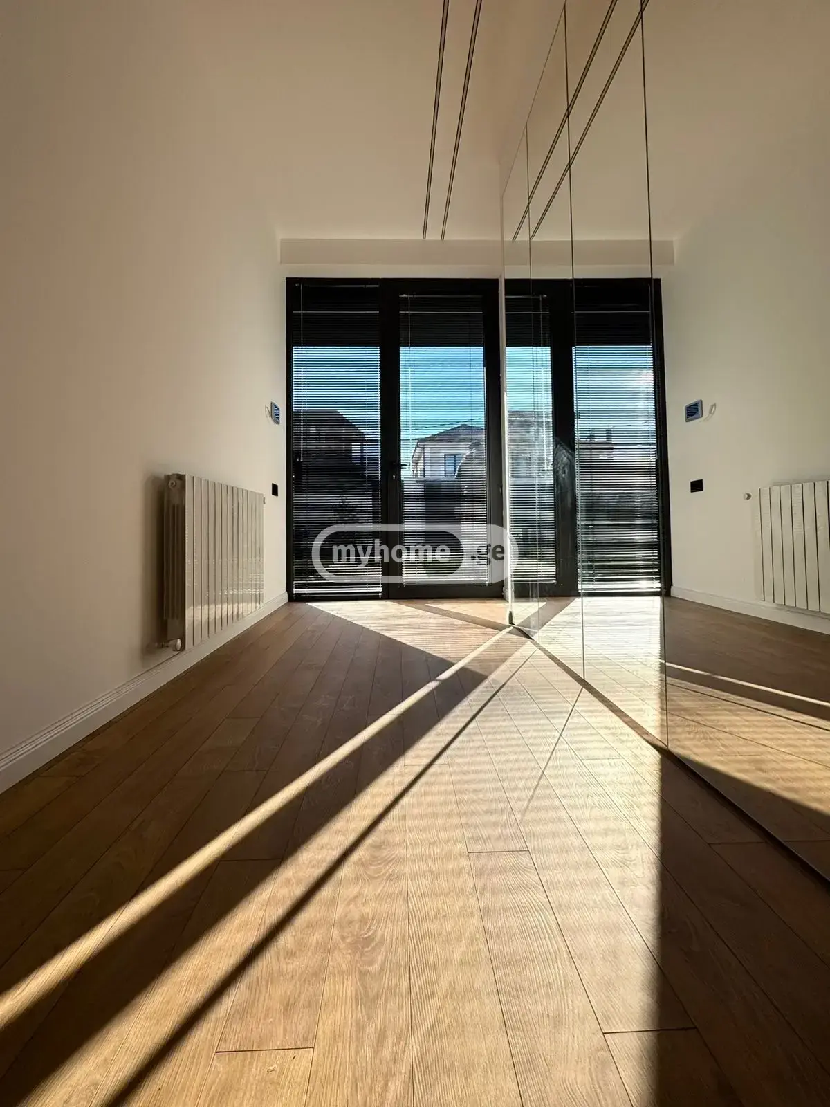 For Sale 8 Room Private House, 4 of 12