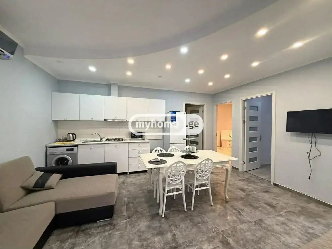 Daily Rent 10+ Room Private House In Batumi view 4