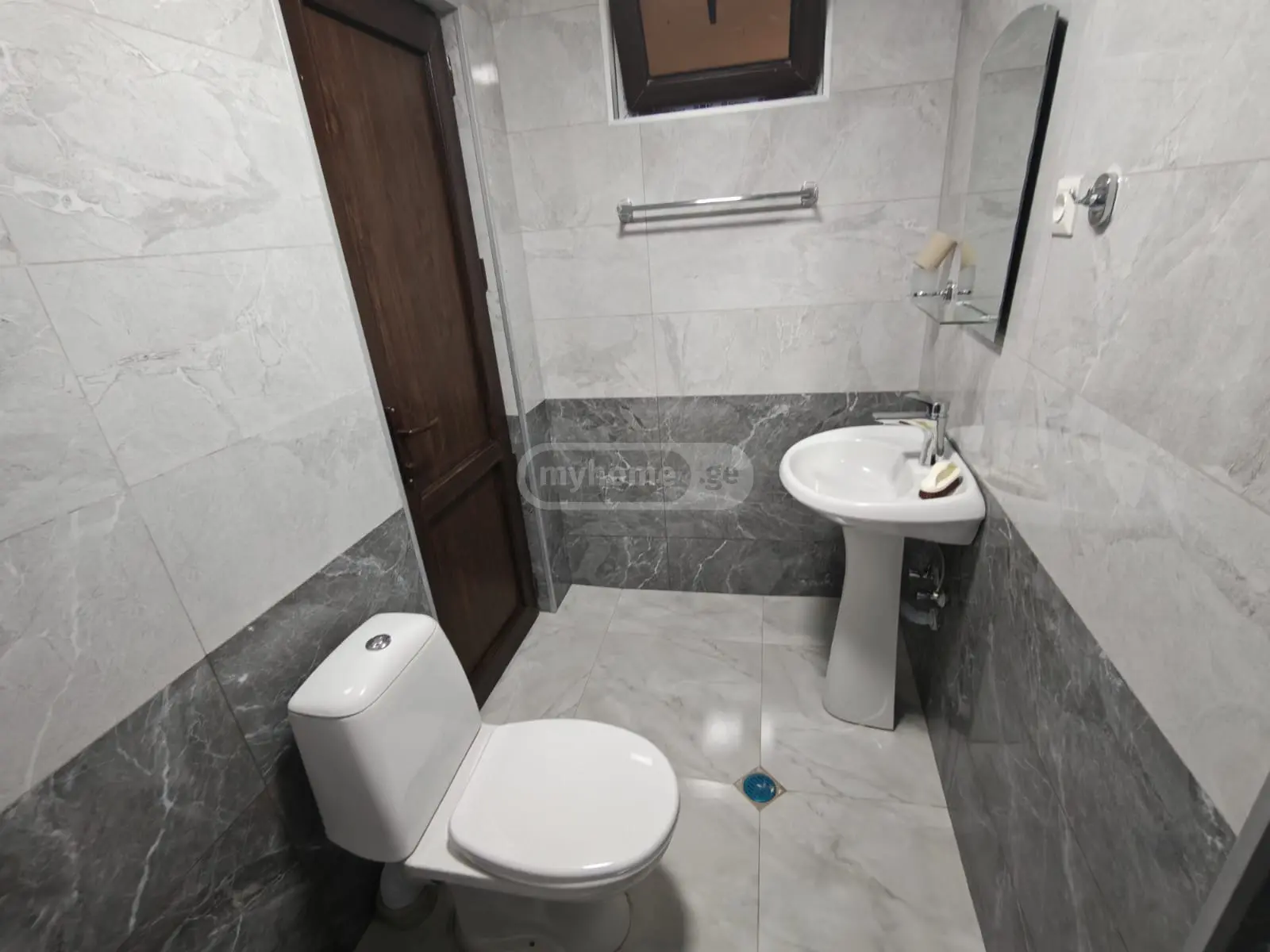 For Rent 3 Room Private House Kutaisshi view 8