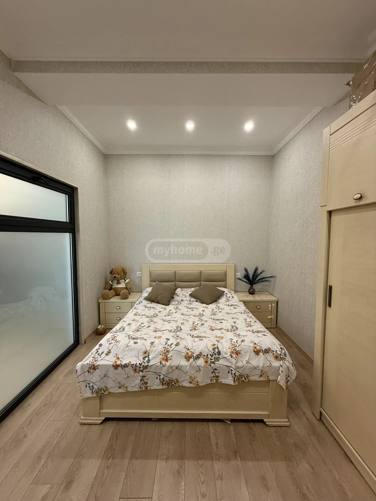 For Sale 3 Room Apartment Kutaisshi view 9