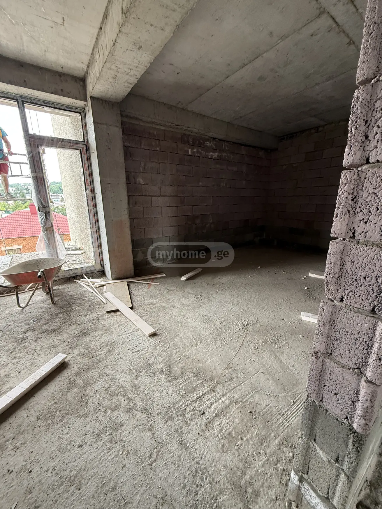 For Sale 2 Room Apartment Kutaisshi view 4