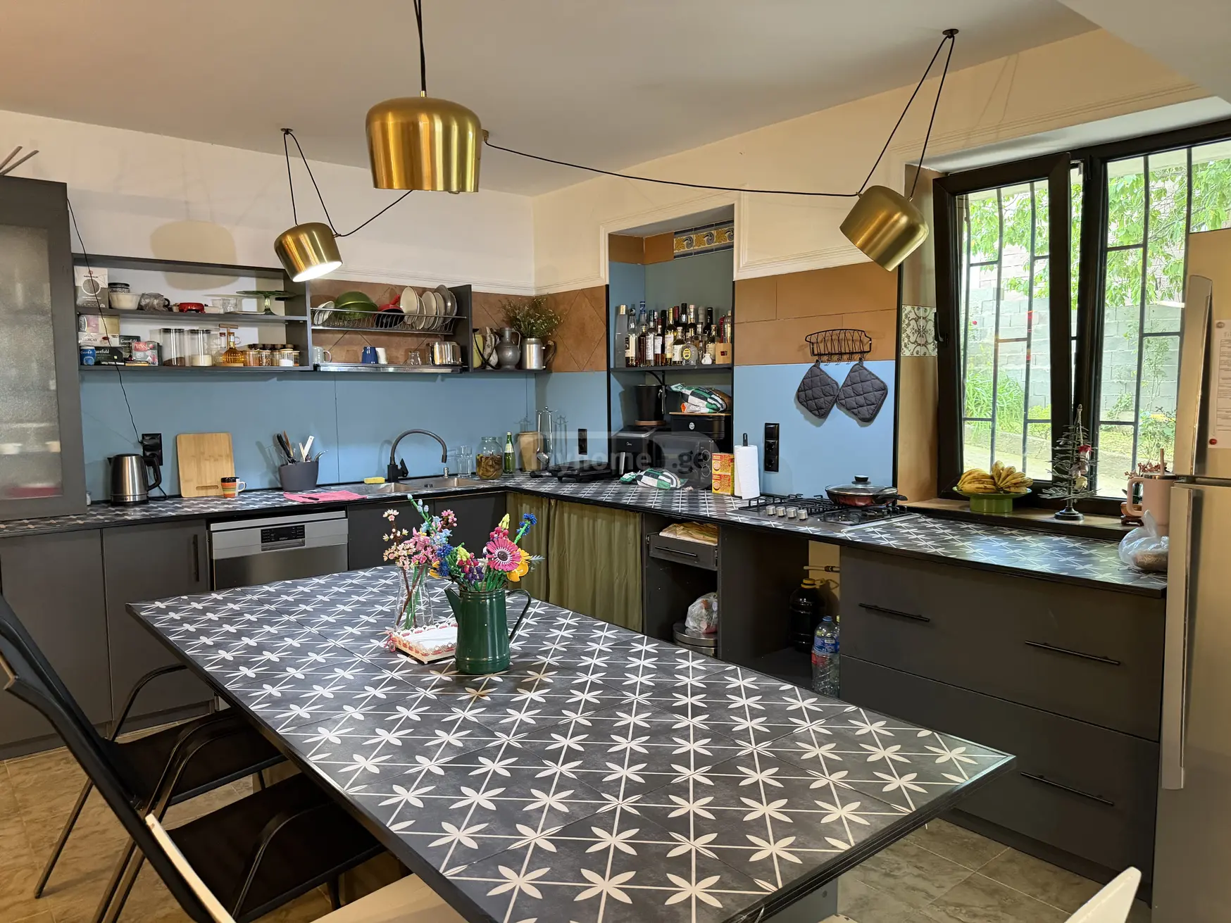 For Sale 8 Room Country House Mtatsmindaze view 3