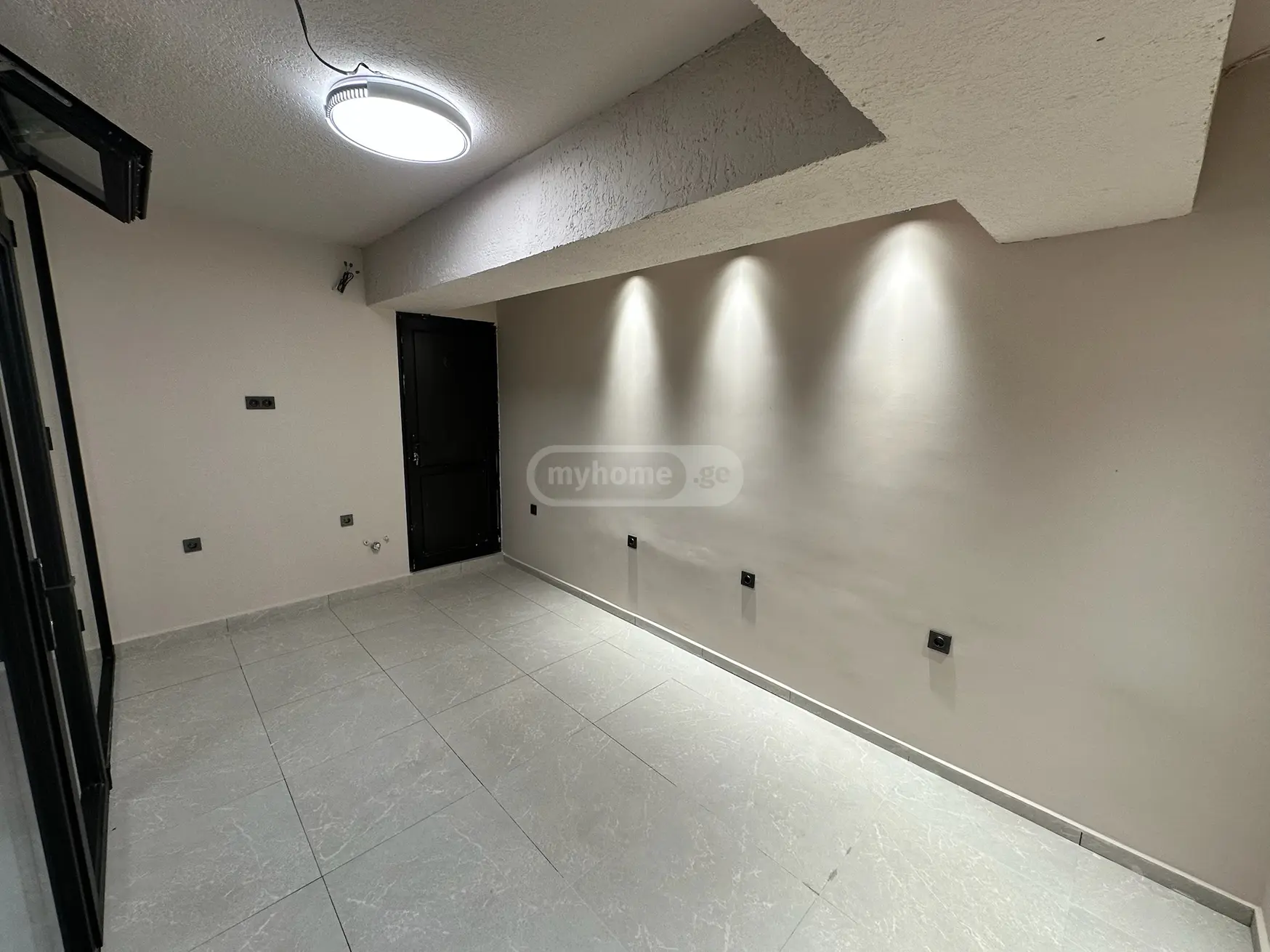 For Rent Savachro Commercial Space San. Zonashi, 4 of 8