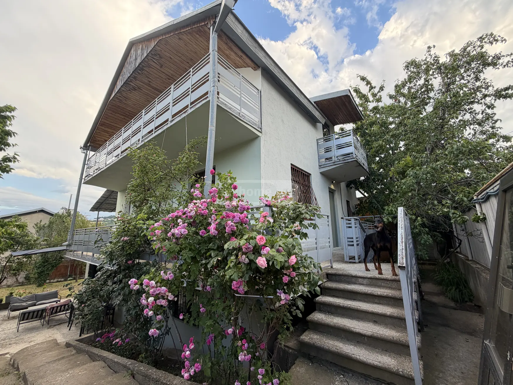 For Sale 8 Room Country House Mtatsmindaze view 8