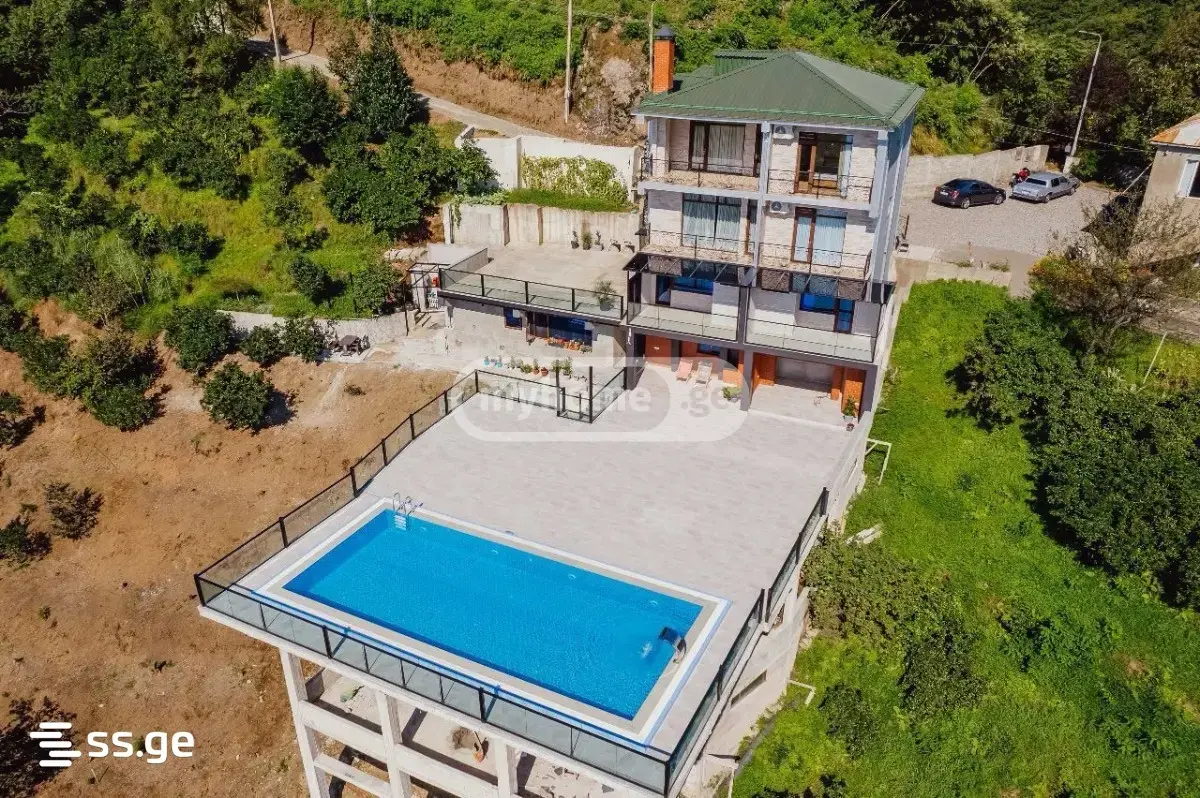 For Rent 7 Room Country House view 1