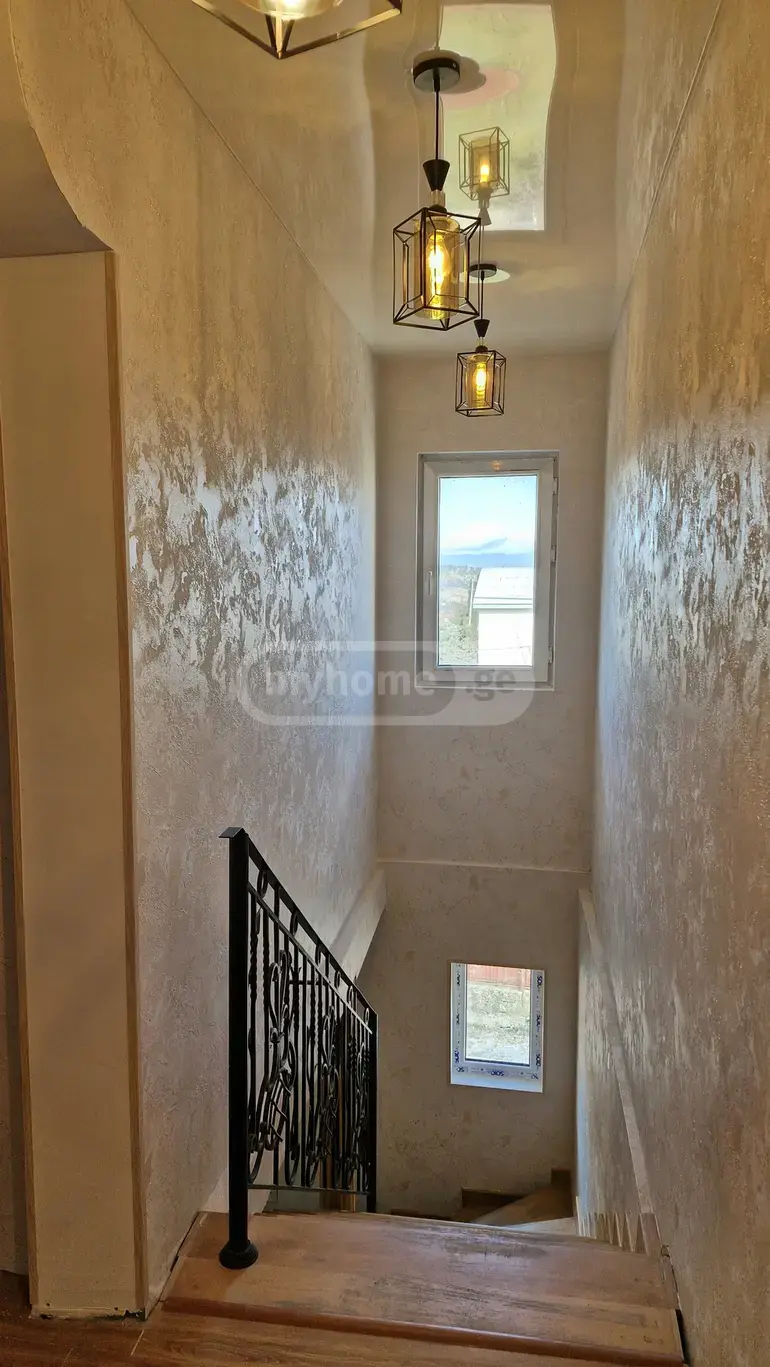 5 Room Summer Cottage For Rent. Mtatsminda view 28