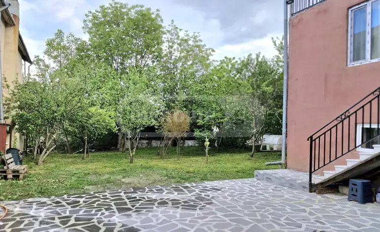 5 Room Summer Cottage For Rent. Mtatsminda view 17