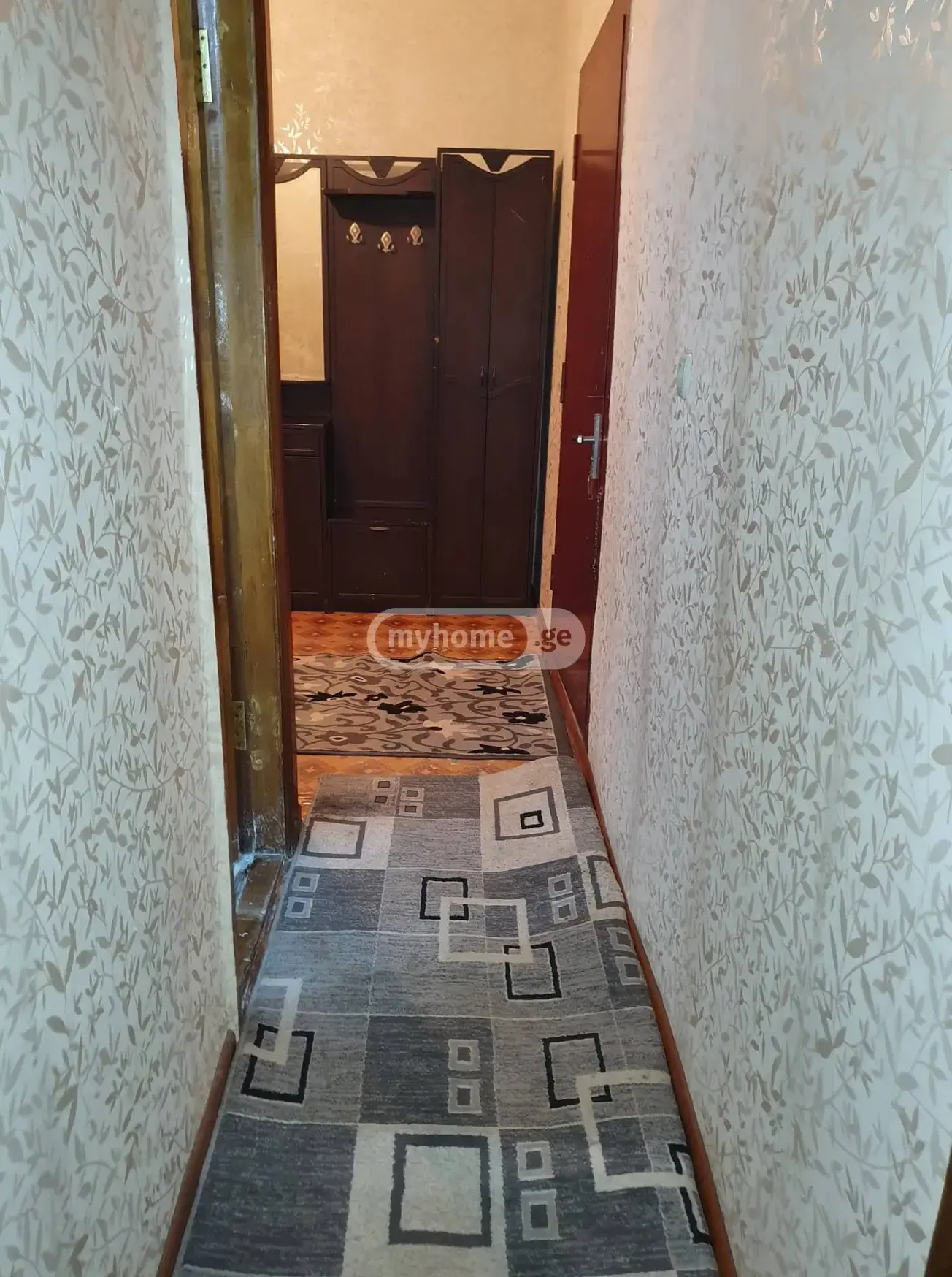 For Rent 4 Room Apartment Kutaisshi view 9