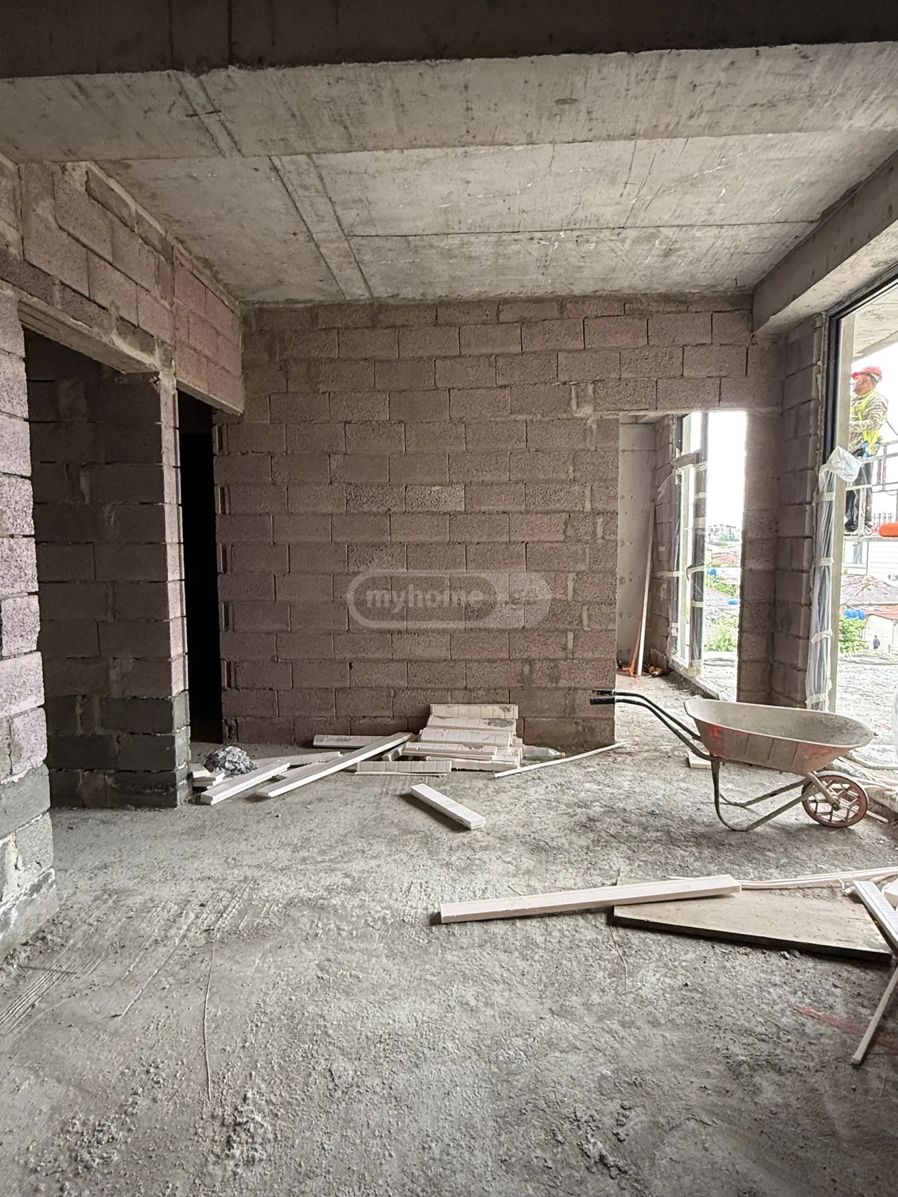 For Sale 2 Room Apartment Kutaisshi view 9