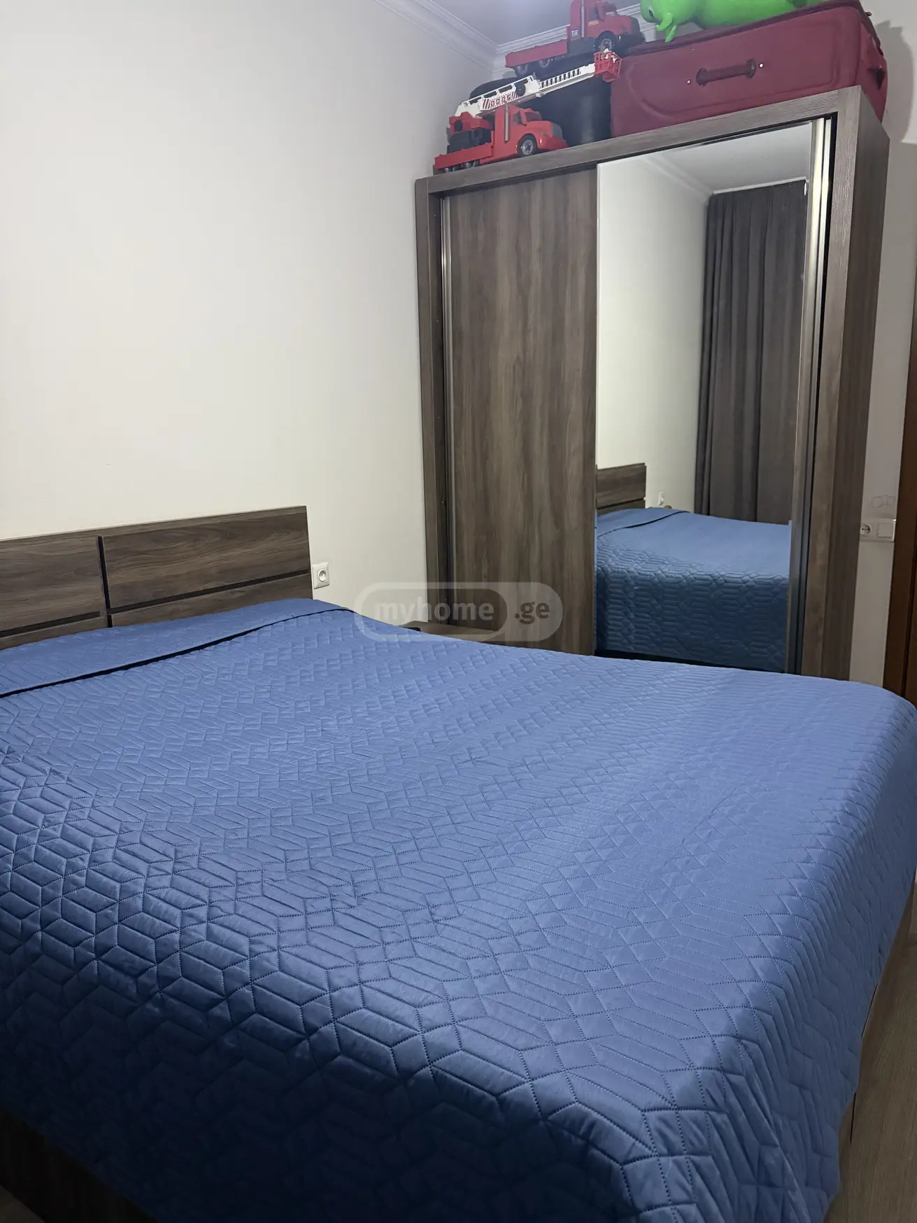 For Sale 2 Room Apartment, 2 of 11