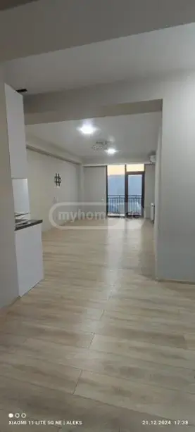 For Sale 3 Room Apartment Varketilshi, 3 of 11