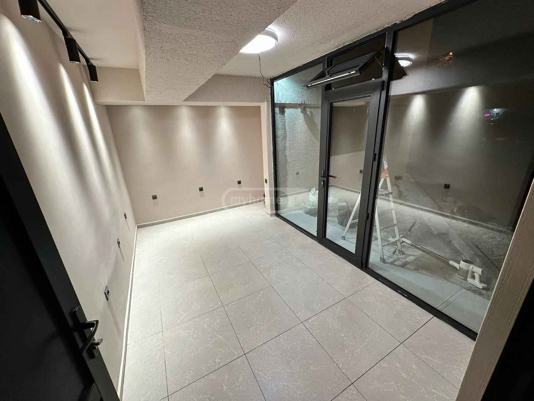 For Rent Savachro Commercial Space San. Zonashi, 6 of 8