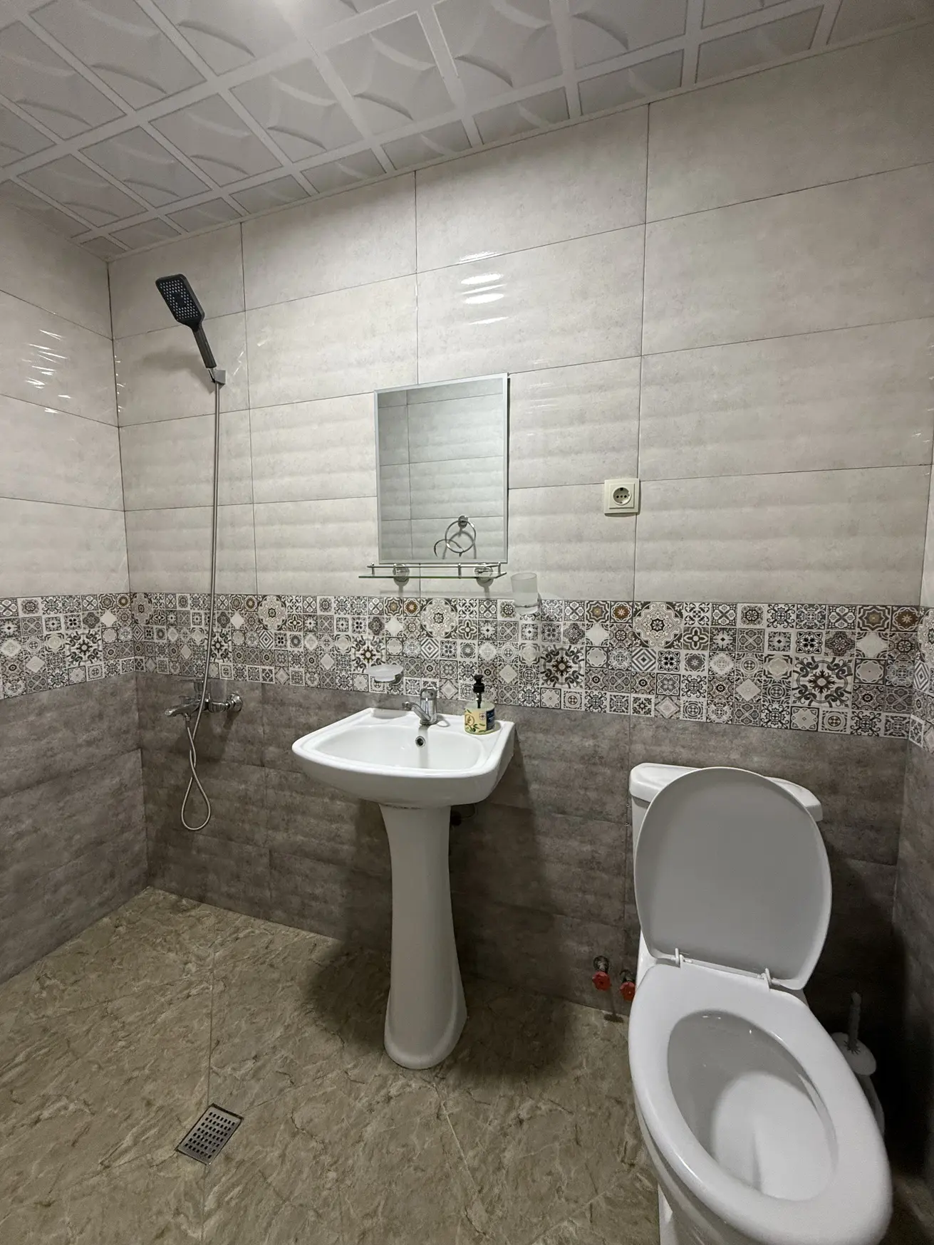 Daily Rent 1 Room Sastumro Ozurgetis Munitsipalitetshi view 3