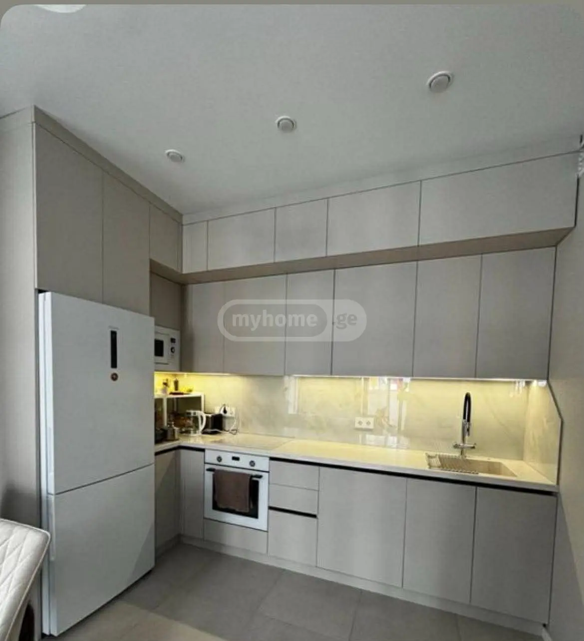 Daily Rent 2 Room Apartment Samgorshi, 2 of 5