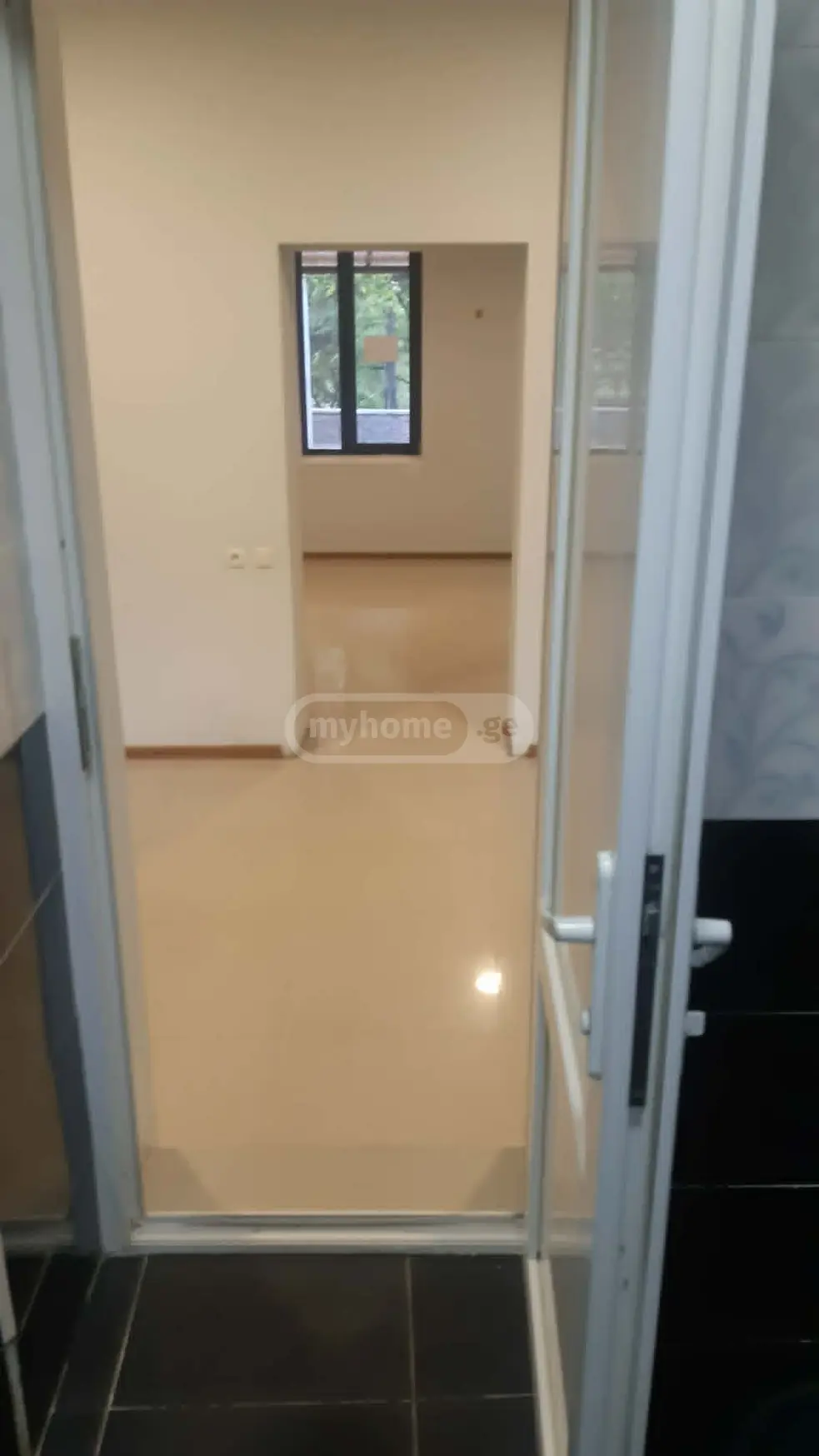 For Rent Spetsialuri Commercial Space Qazbegshi view 6