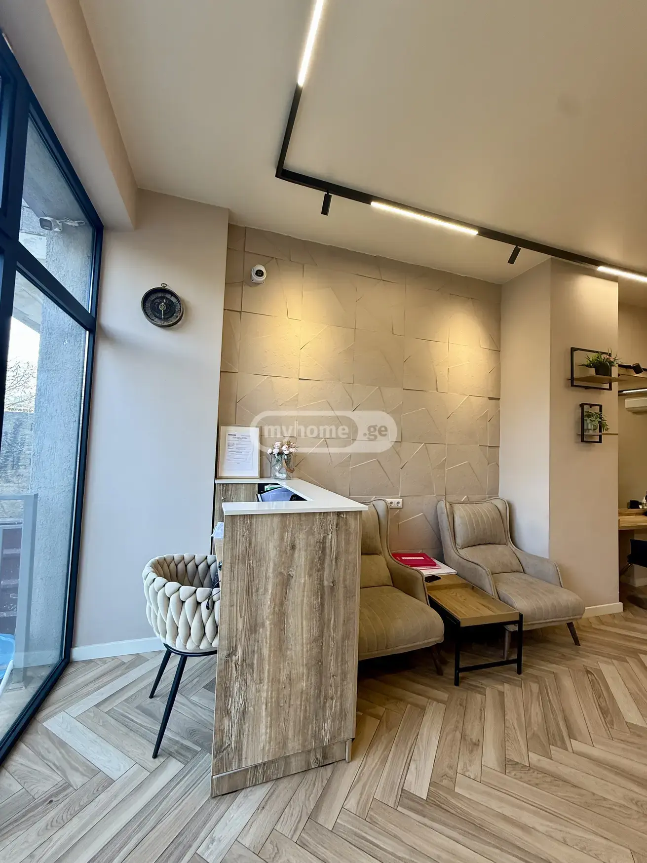 For Sale Universaluri Commercial Space Dighmis Masivshi view 1