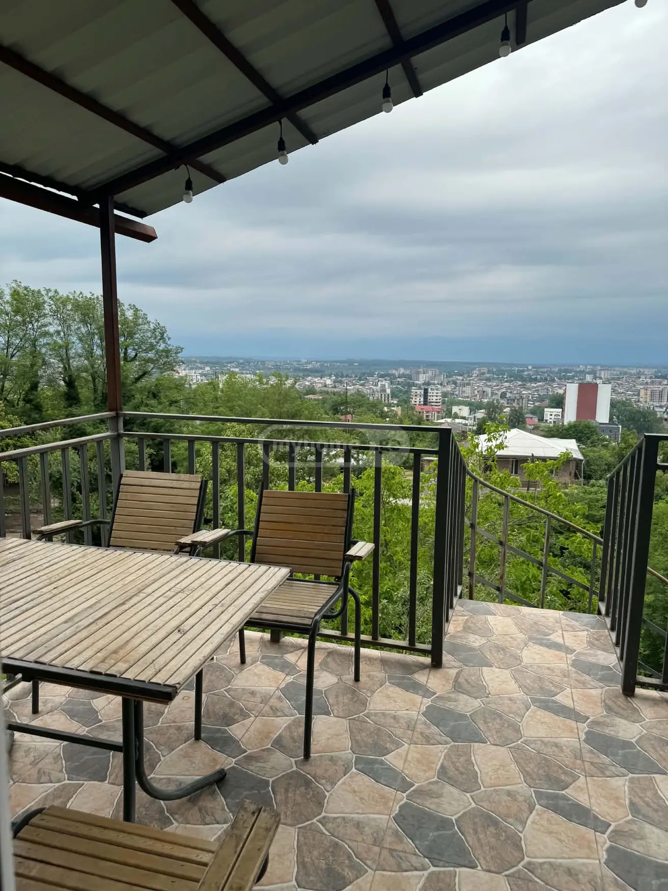 Daily Rent 4 Room Private House Kutaisshi view 7