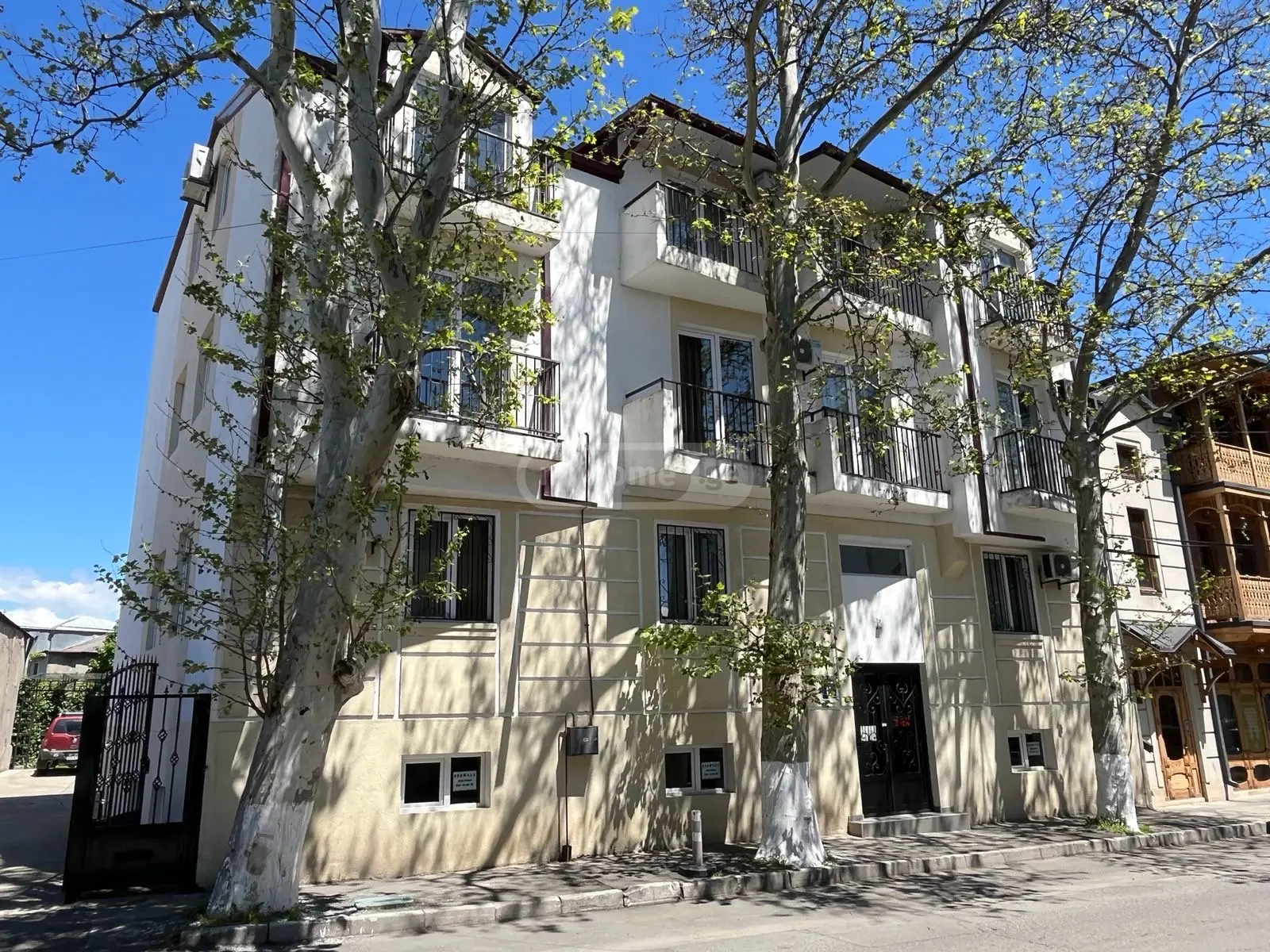 For Sale Nakhevarsardapi Commercial Space Gorshi view 1
