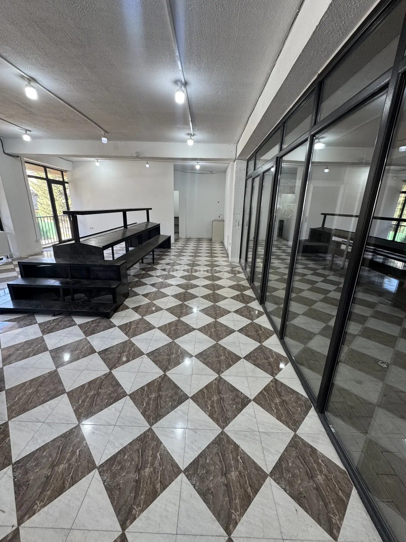 For Rent Saopise Commercial Space Mukhianshi, 5 of 12