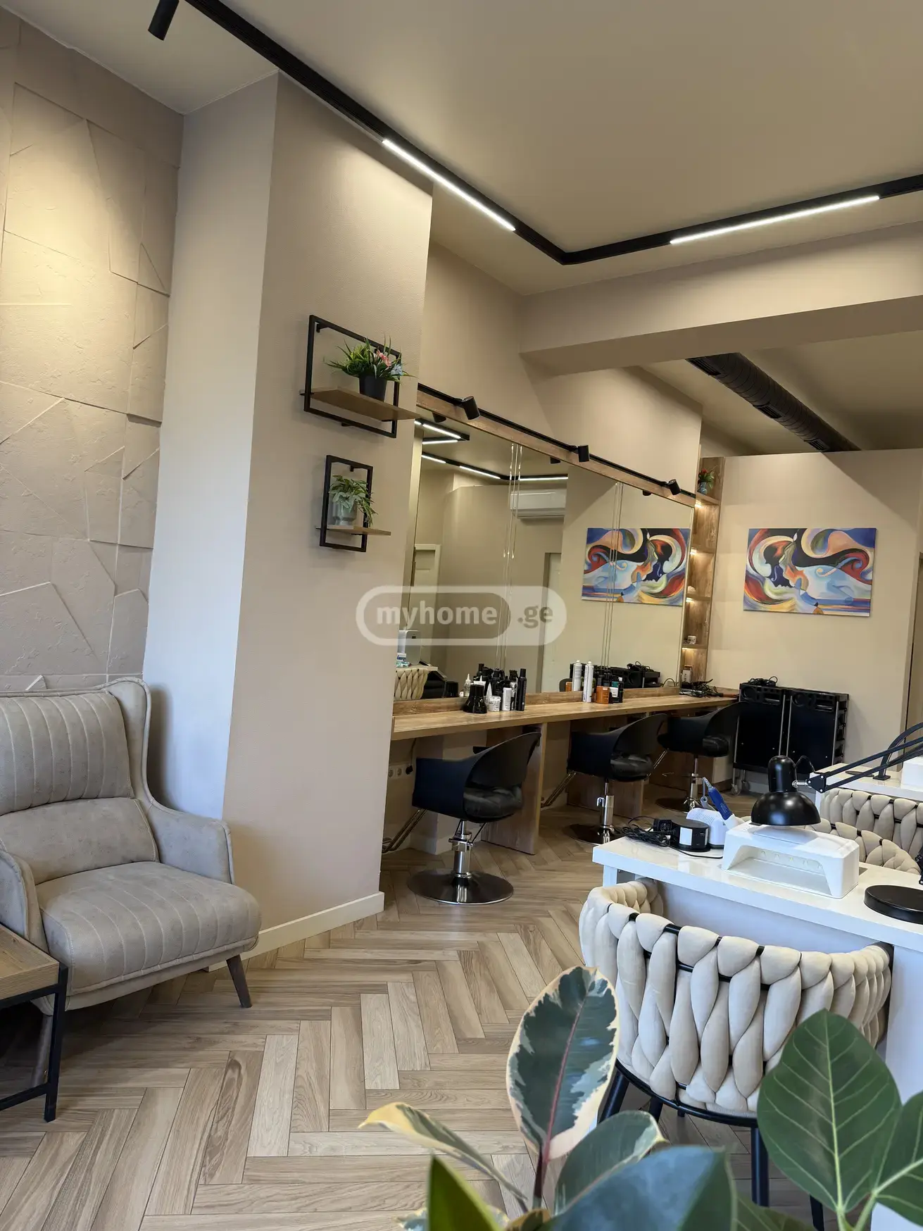 For Sale Universaluri Commercial Space Dighmis Masivshi view 2