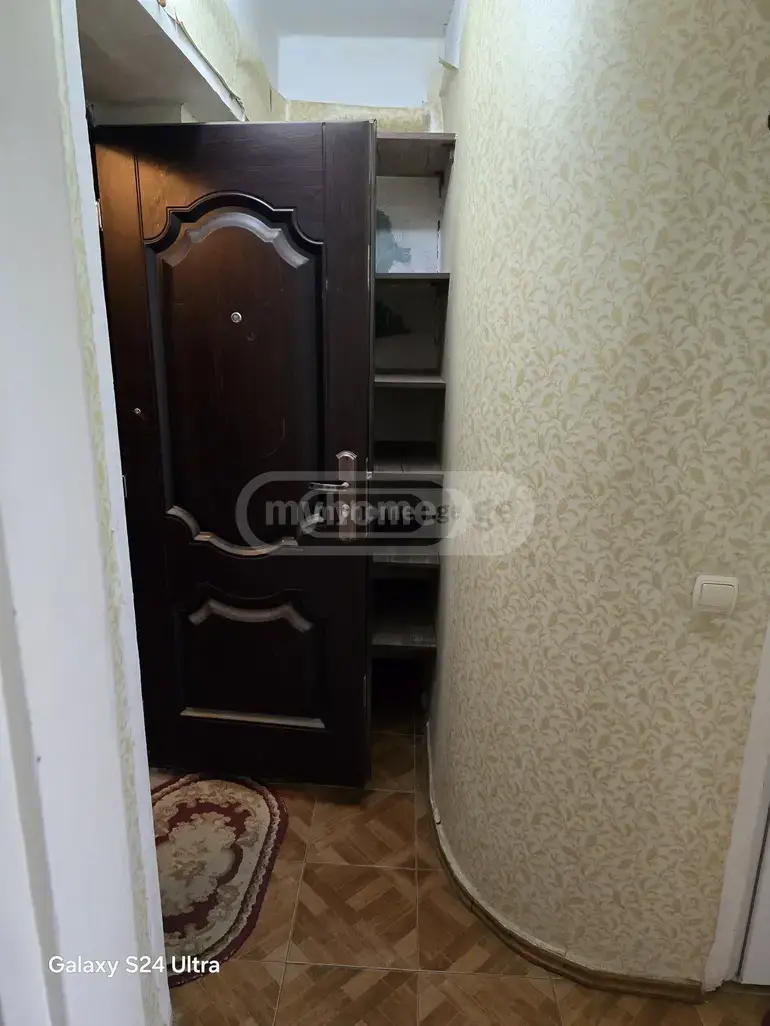For Sale 1 Room Apartment Kutaisshi view 6