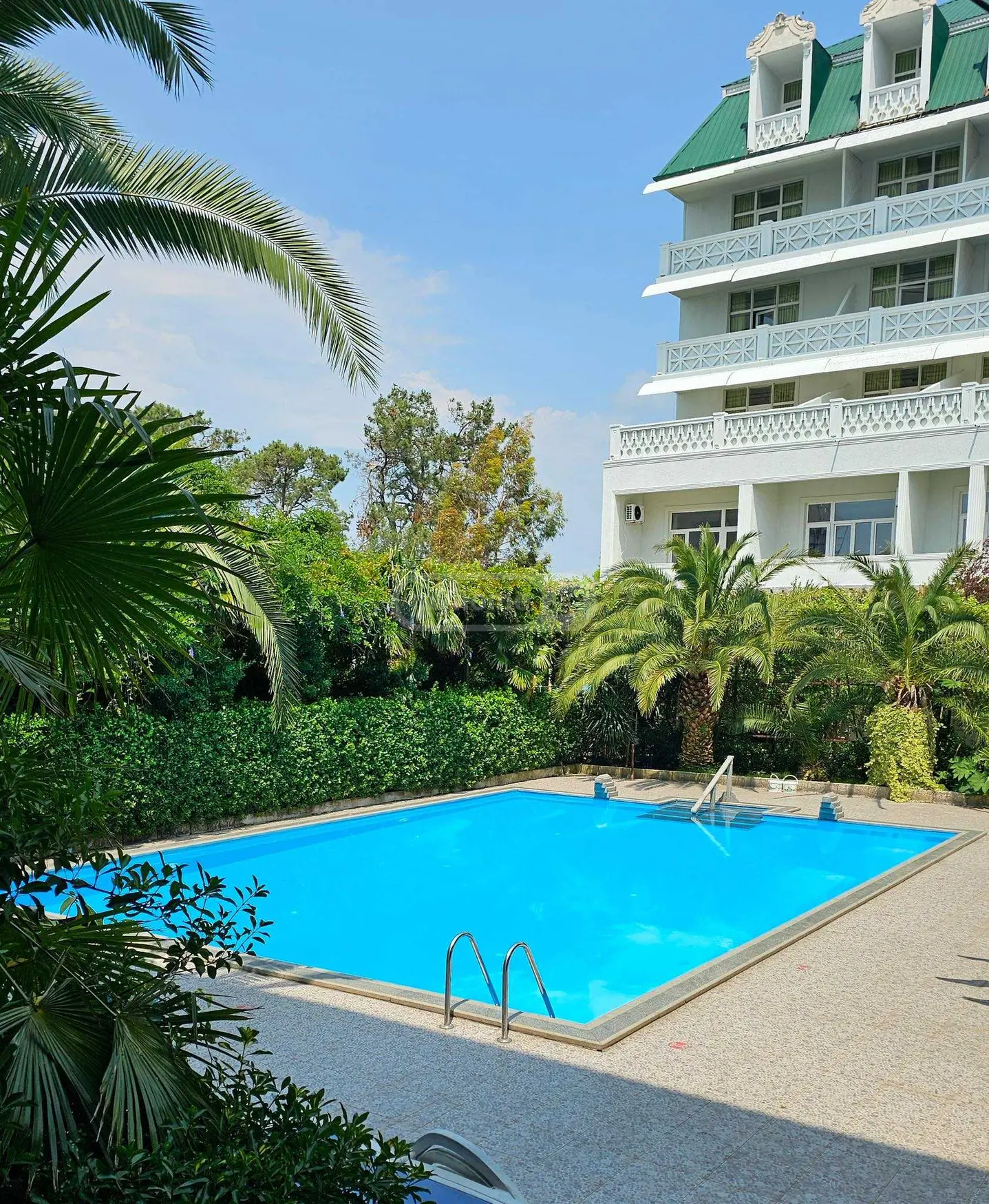 For Sale 10+ Room Sastumro Kobuletshi view 1