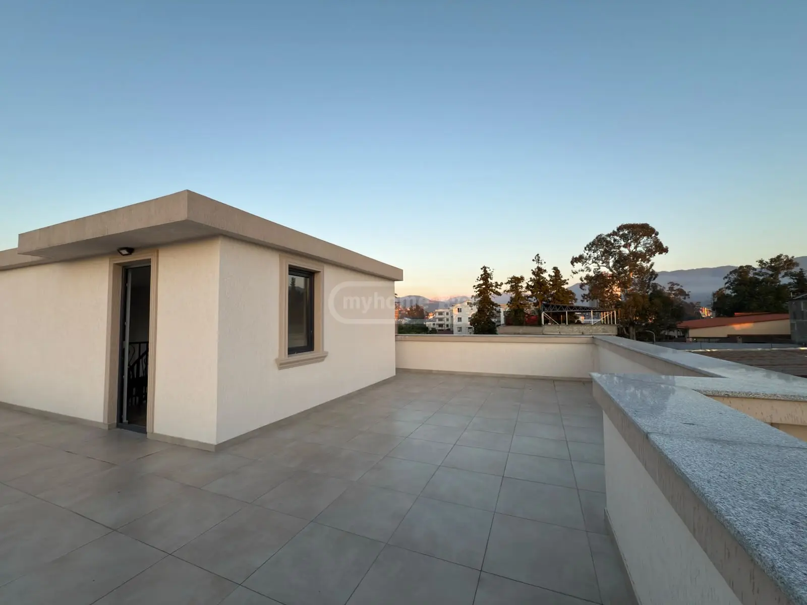 For Rent 8 Room Country House view 12
