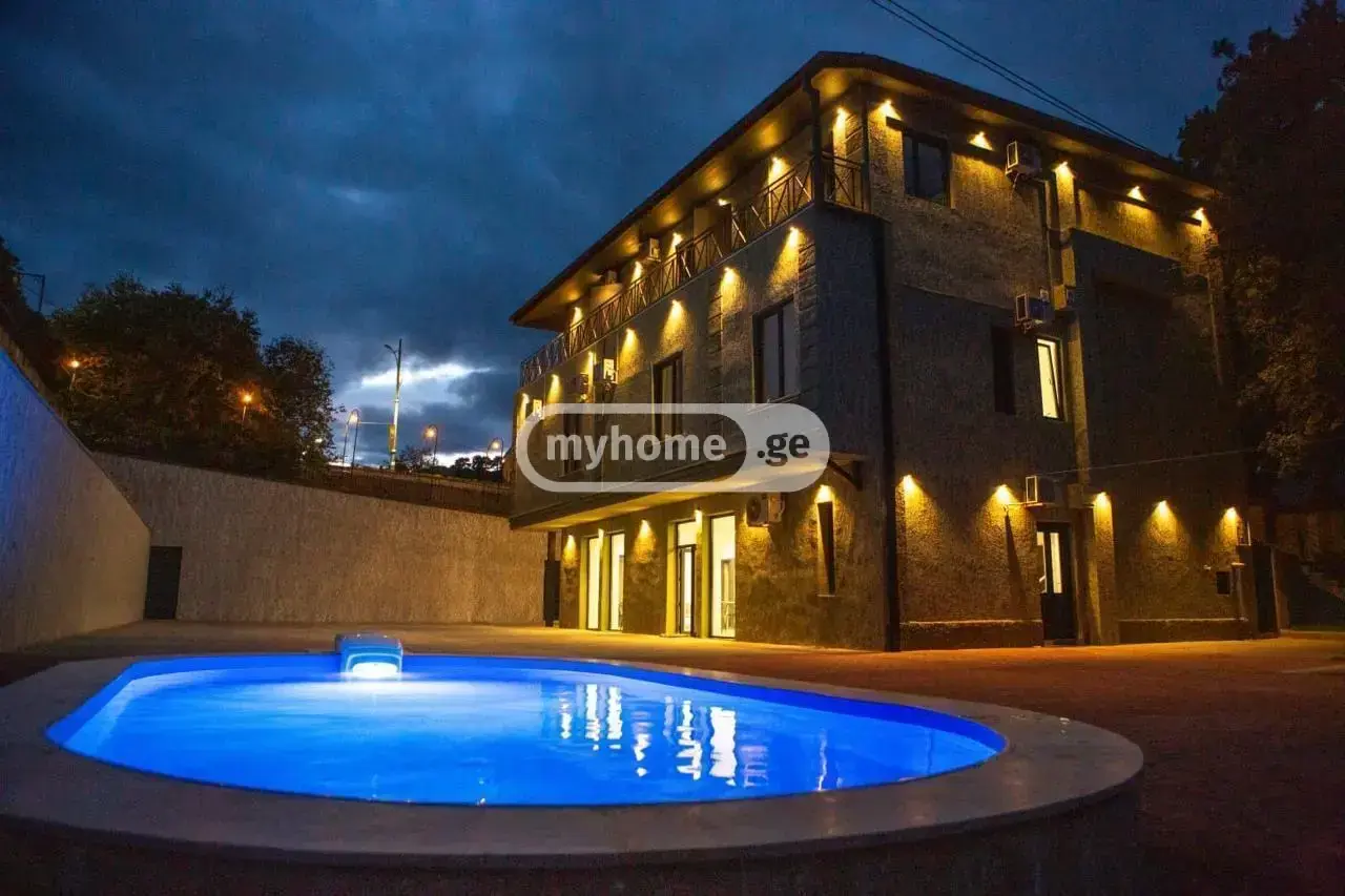 For Sale 10+ Room Sastumro Mtskhetashi view 1