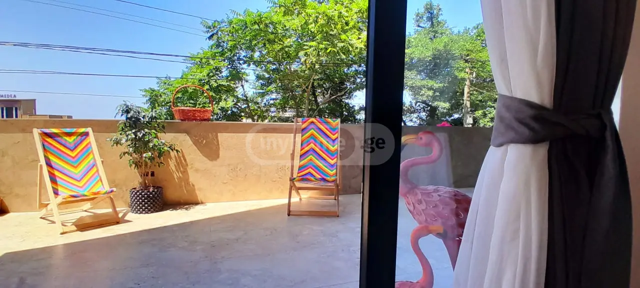 For Rent 10+ Room Sastumro In Batumi view 3