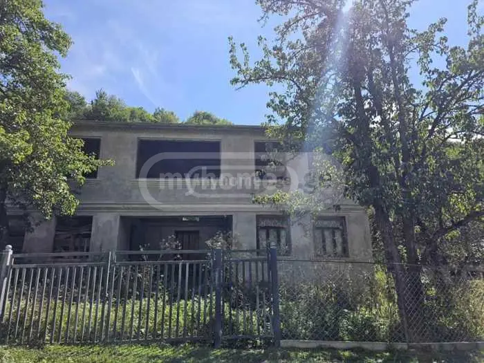 For Sale 10+ Room Private House Mestiashi view 3