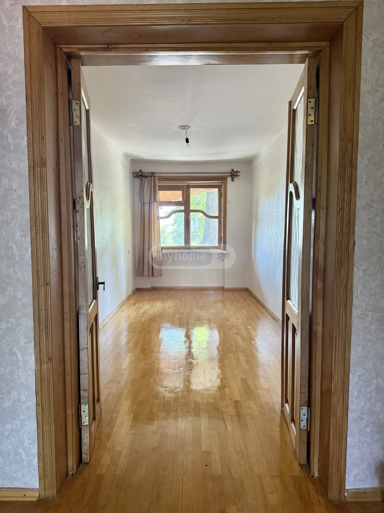 For Sale 5 Room Apartment Kutaisshi view 5