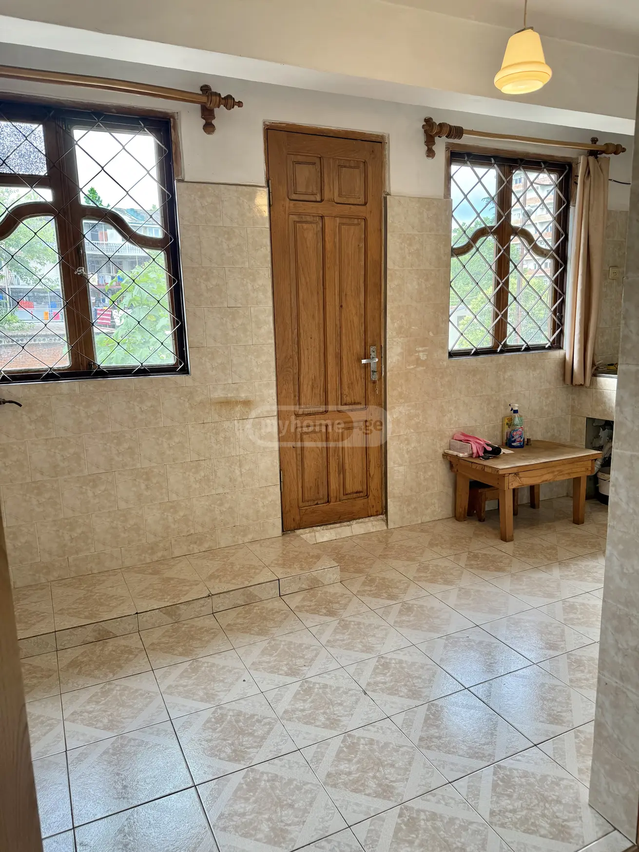 For Sale 5 Room Apartment Kutaisshi view 11