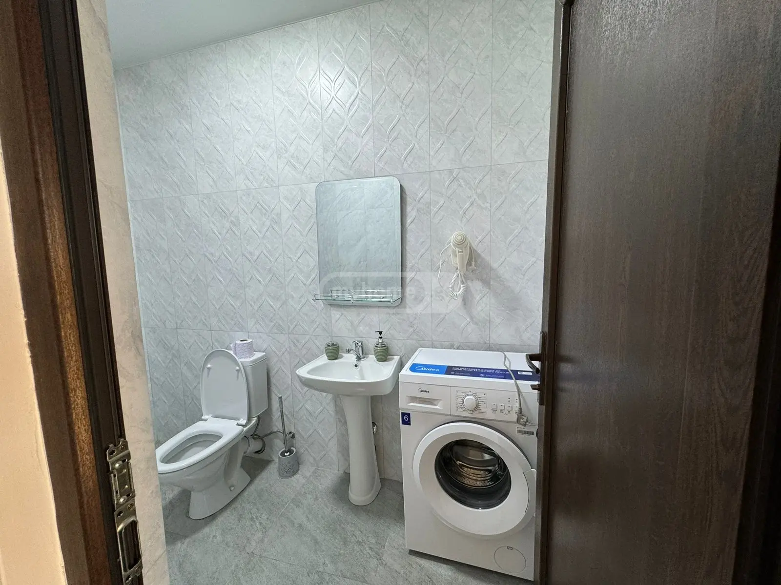 For Rent 10+ Room Sastumro In Batumi view 12