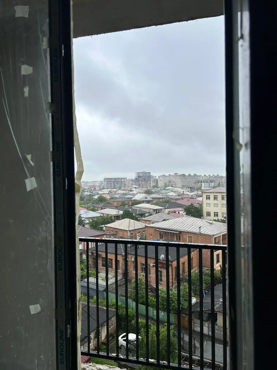 For Sale 2 Room Apartment Kutaisshi view 3