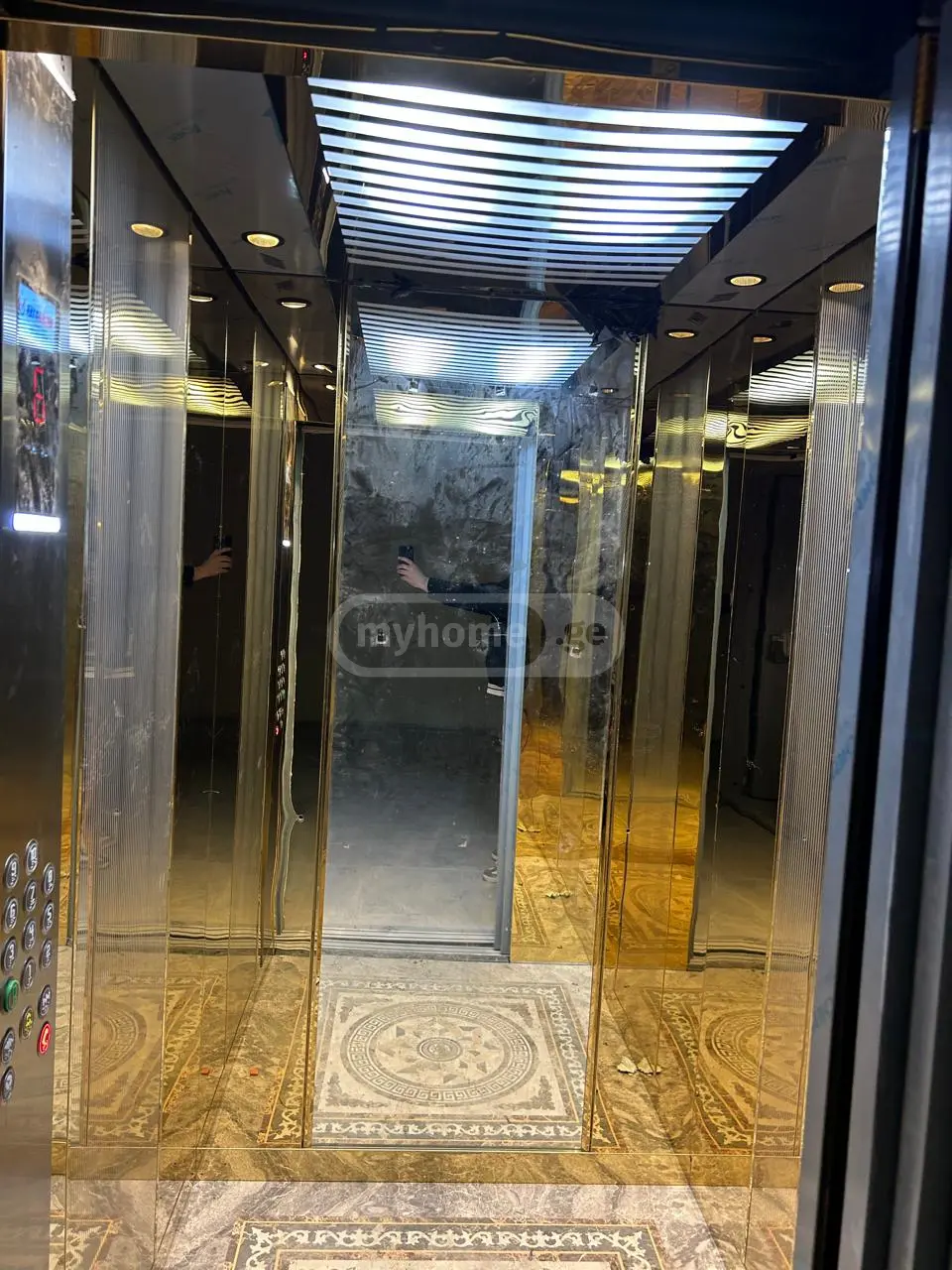 For Sale 2 Room Apartment Kutaisshi view 8